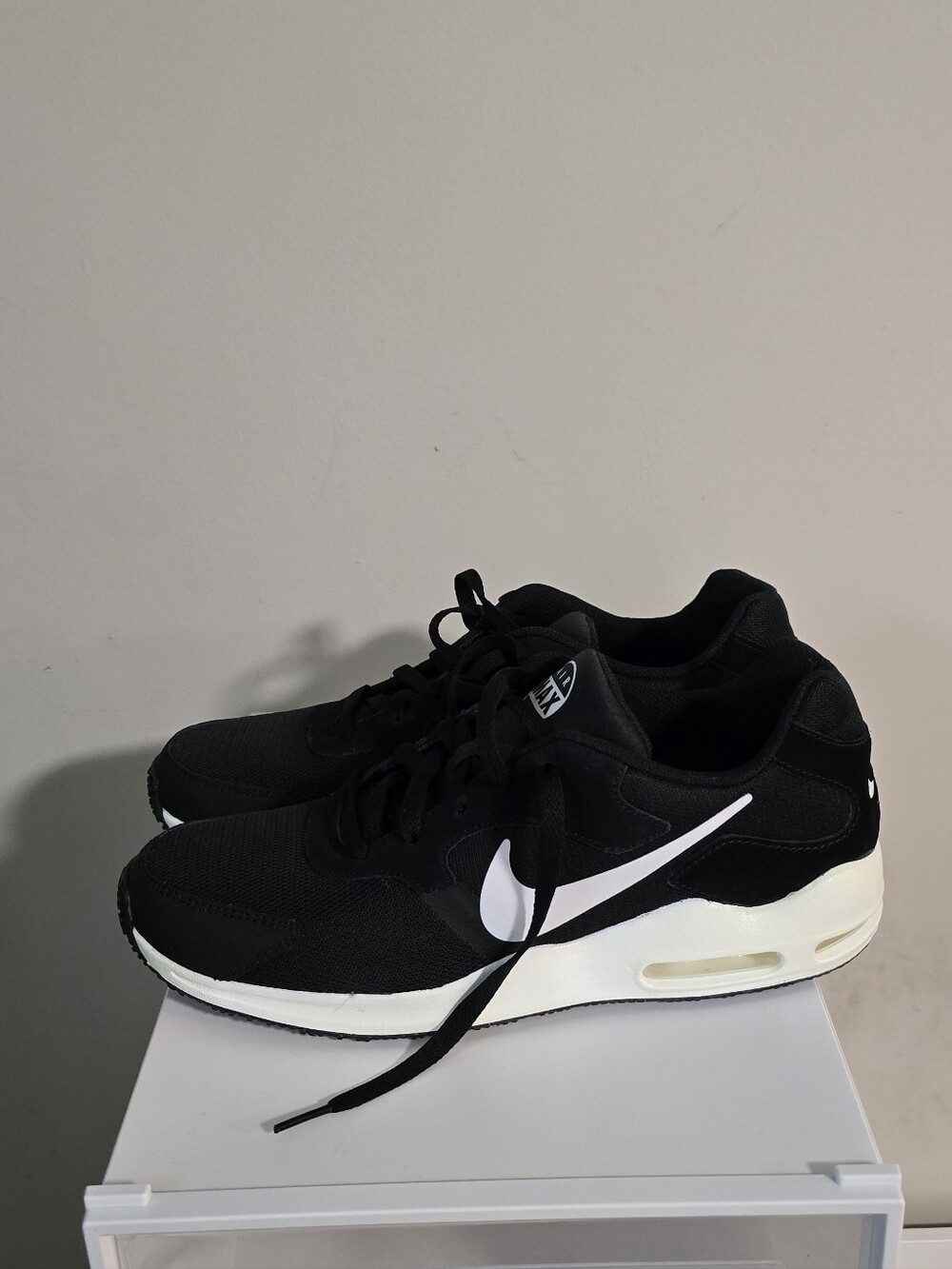 Nike Air Max Guile,Men Size 9